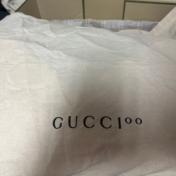 Gucci Savoy Large Duffle Bag - Picture 6 of 7